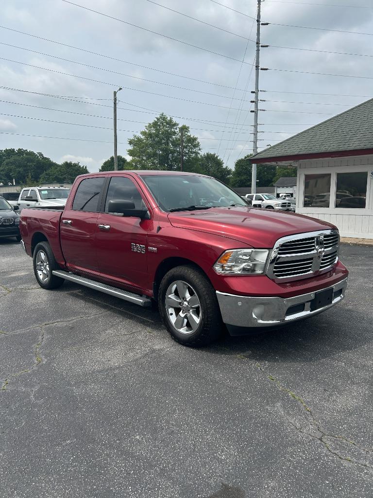 2015 RAM 1500 SLT photo