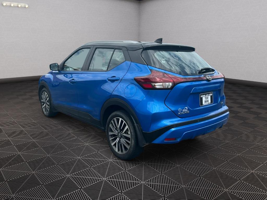 2022 Nissan Kicks SV photo