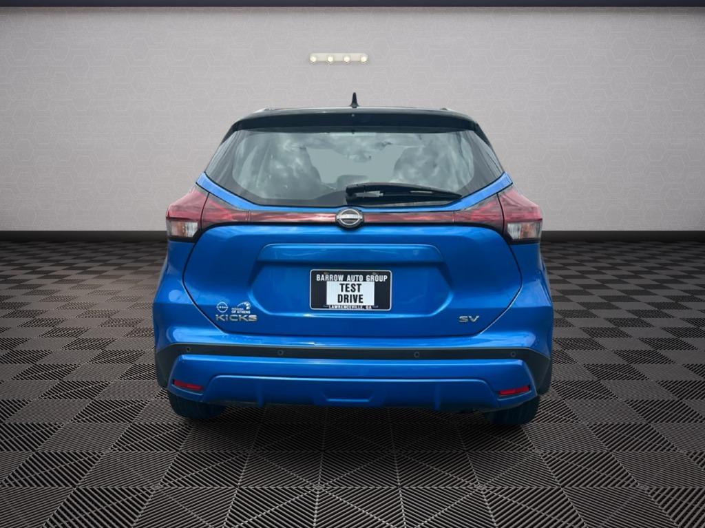 2022 Nissan Kicks SV photo