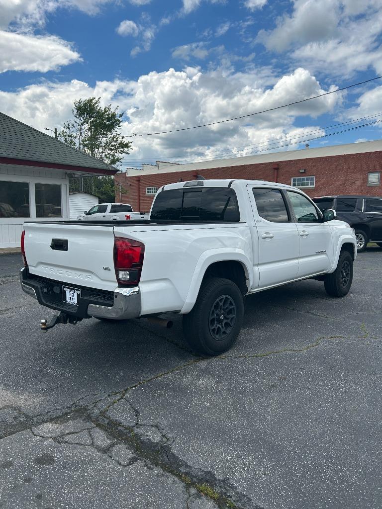 2019 Toyota Tacoma SR5 photo