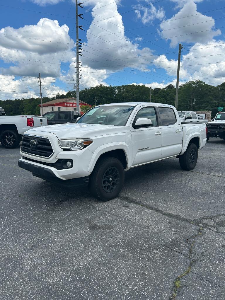 2019 Toyota Tacoma SR5 photo