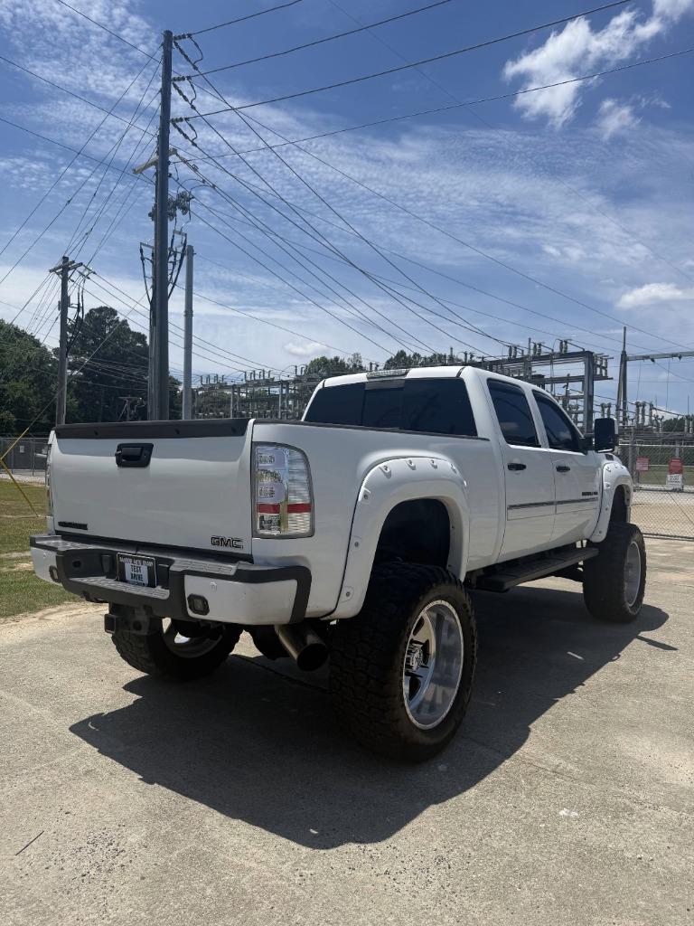 2013 GMC Sierra - $26,900