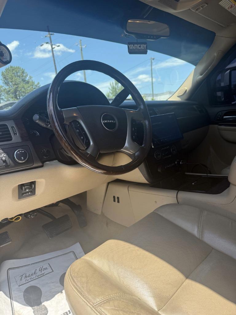 2013 GMC Sierra - $26,900