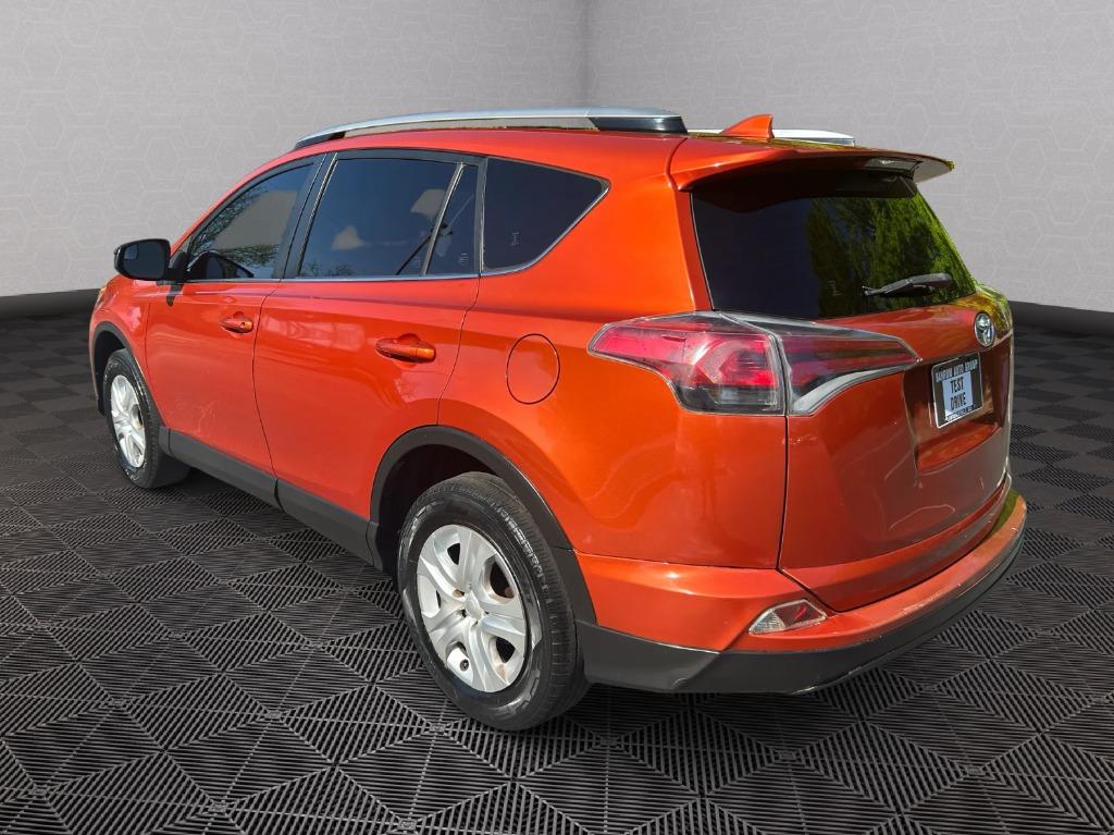 2016 Toyota RAV4 - $9,900