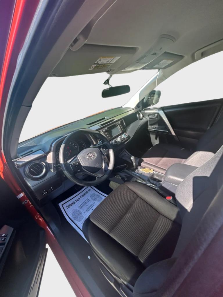 2016 Toyota RAV4 - $9,900