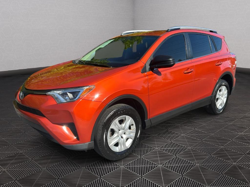 2016 Toyota RAV4 - $9,900