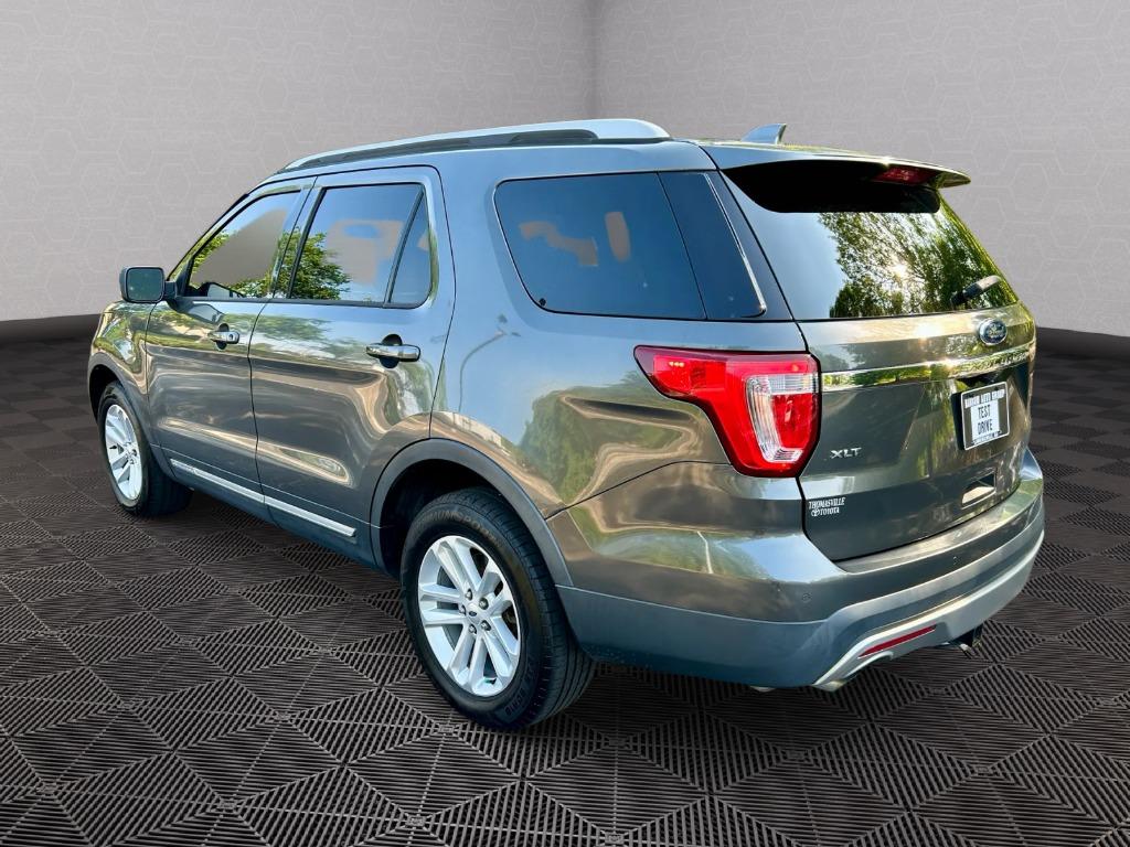 2017 Ford Explorer - $7,500
