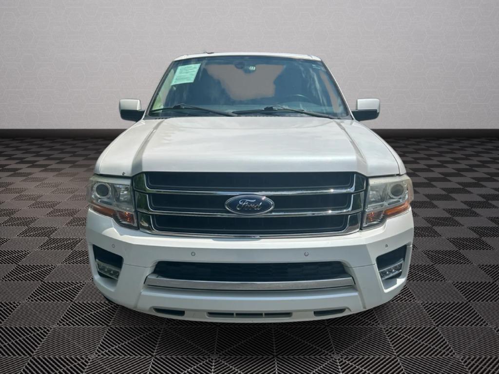 2017 Ford Expedition - $9,900