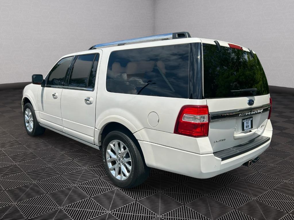 2017 Ford Expedition - $9,900