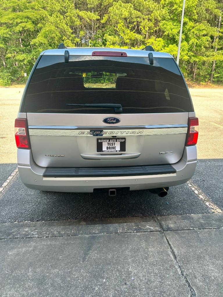 2017 Ford Expedition - $9,900