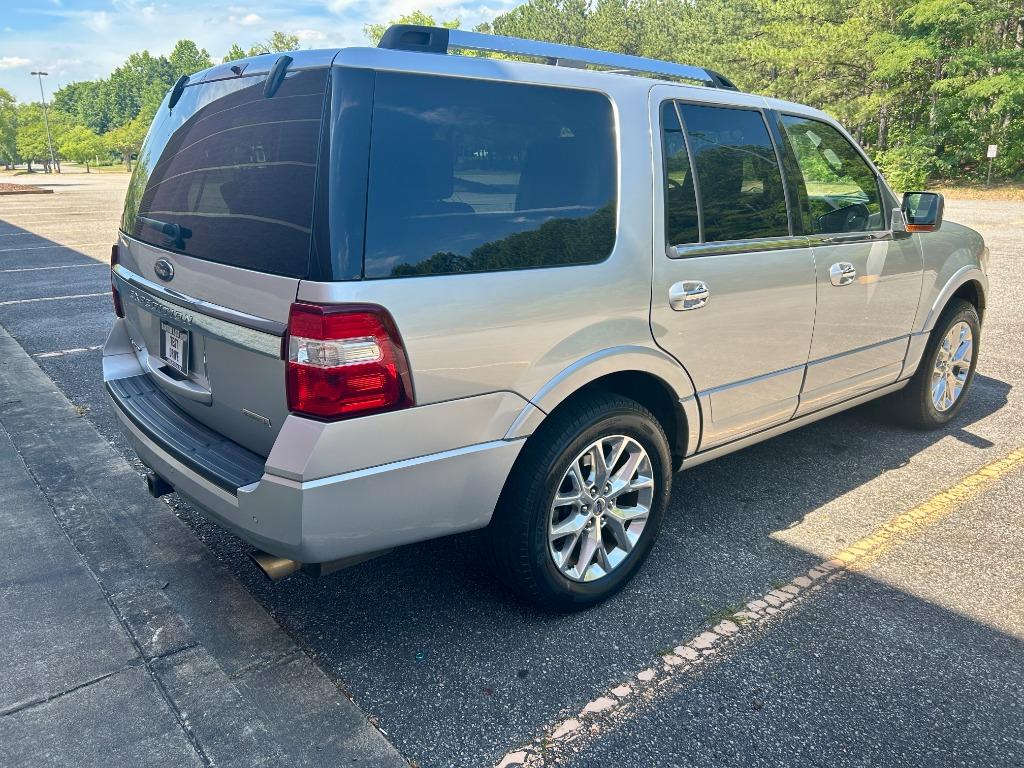 2017 Ford Expedition - $9,900
