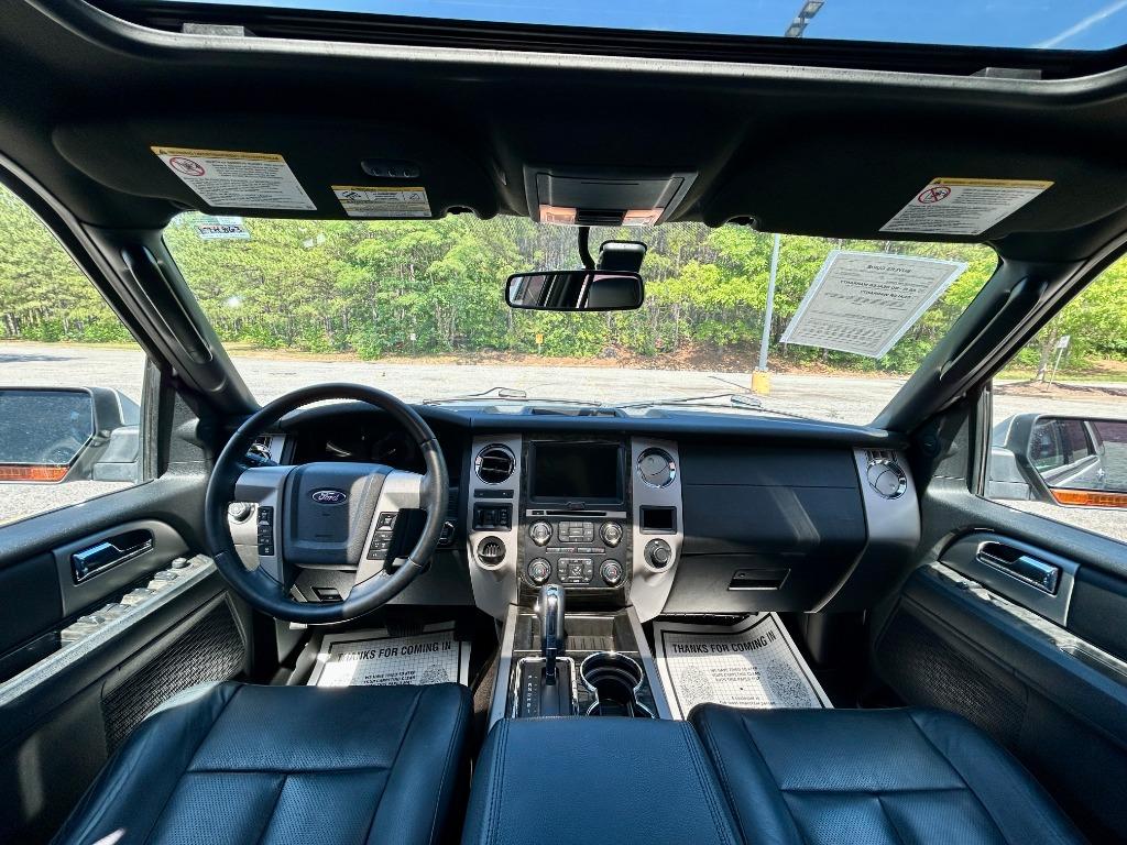 2017 Ford Expedition - $9,900