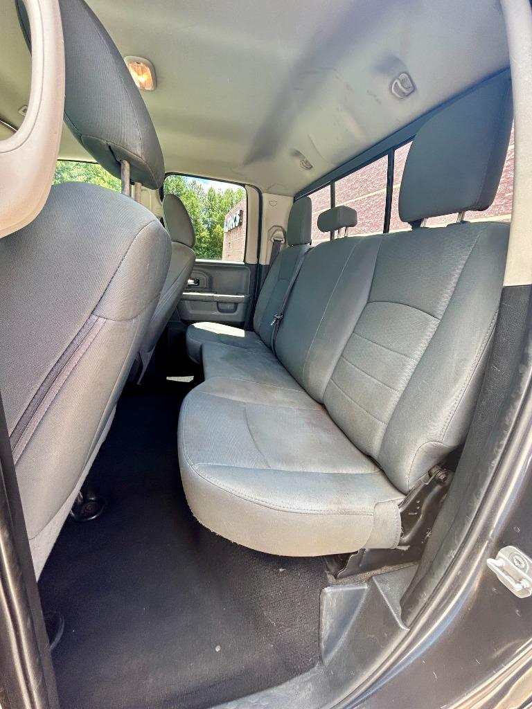2017 Ram 1500 - $8,900