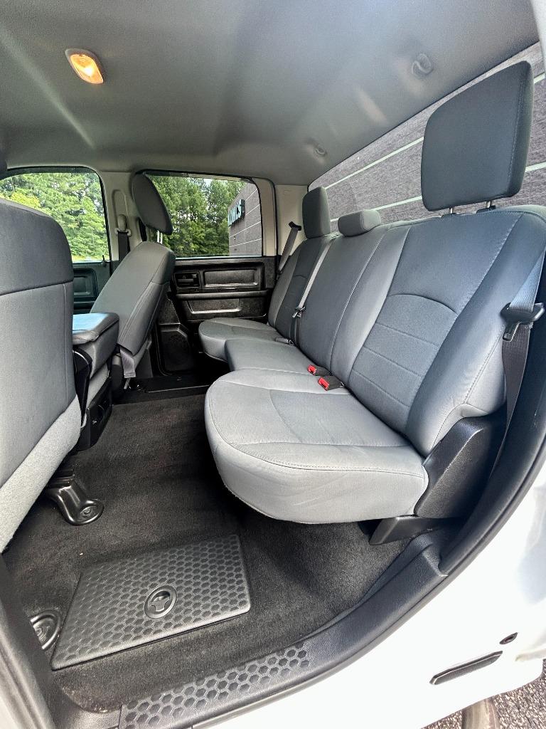 2015 Ram 1500 - $10,900