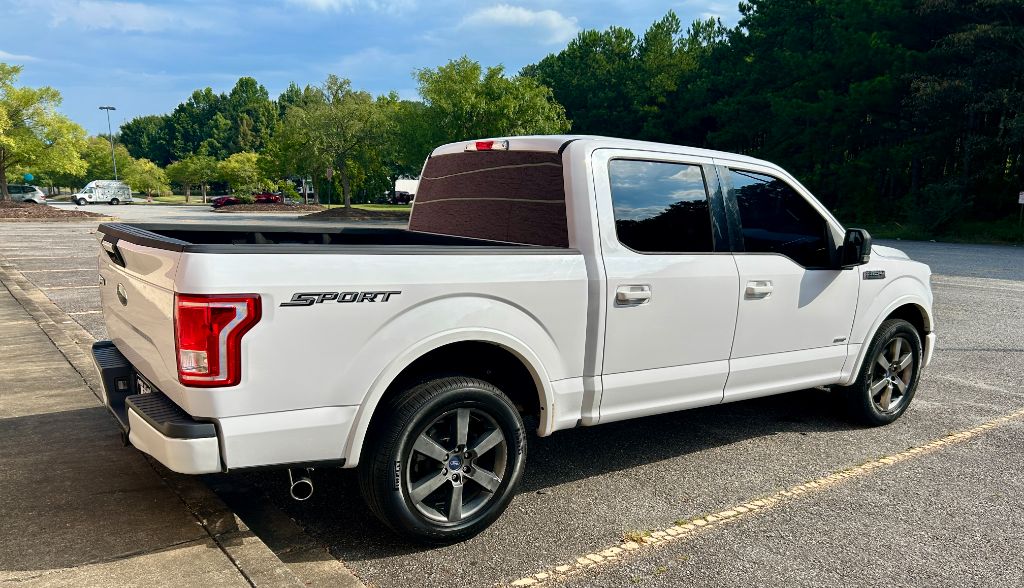 2015 Ford F-150 - $15,900