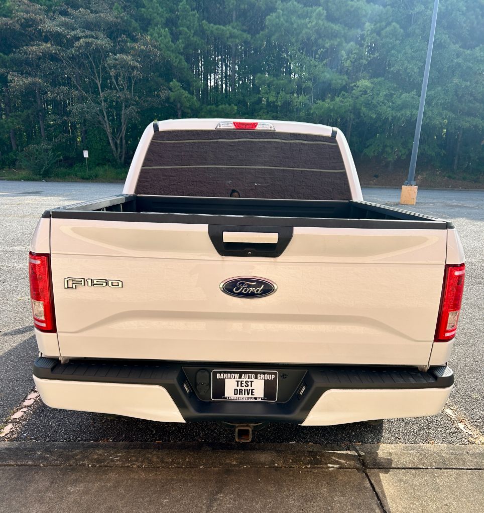 2015 Ford F-150 - $15,900