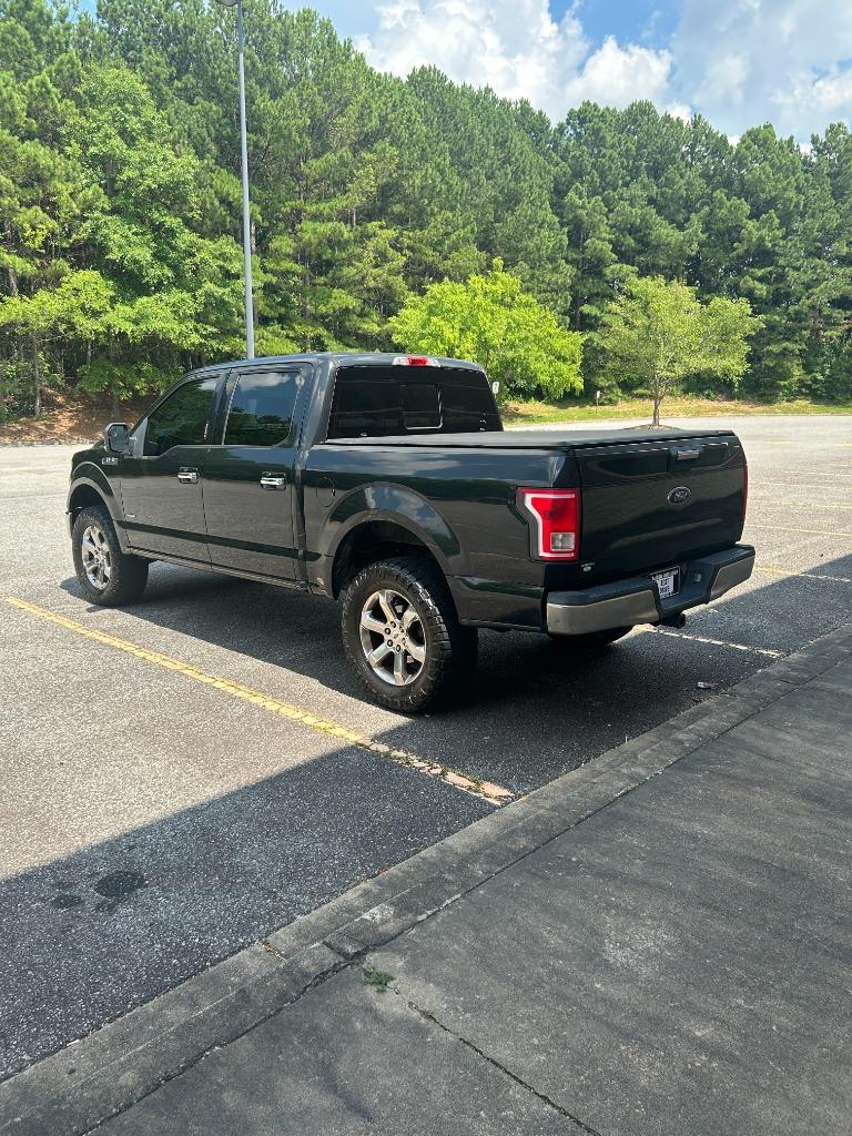 2015 Ford F150 - $16,500
