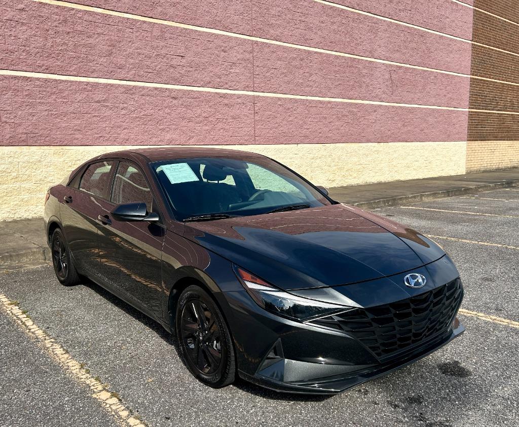 2021 Hyundai Elantra - $11,900