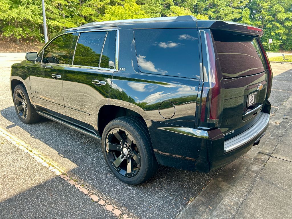 2015 Chevrolet Tahoe - $8,500