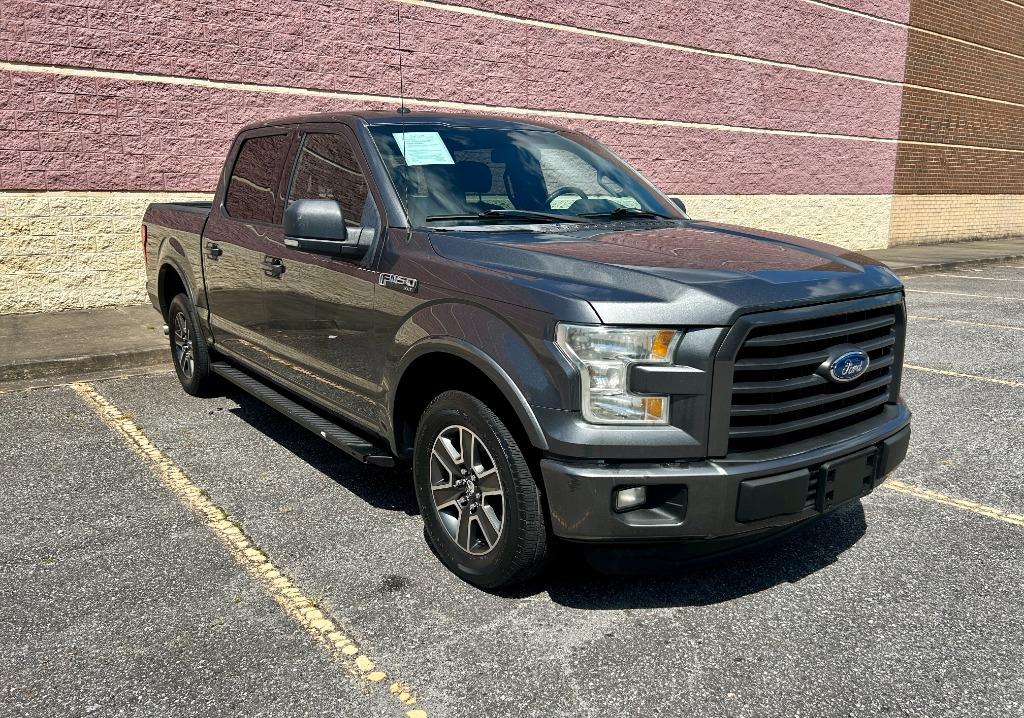 2015 Ford F150 - $14,900