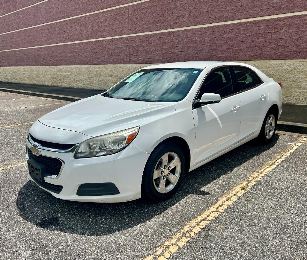 2016 Chevrolet Malibu - $4,900