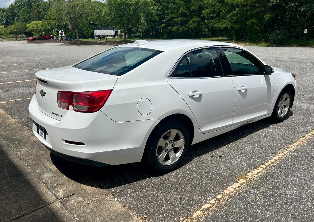 2016 Chevrolet Malibu - $4,900