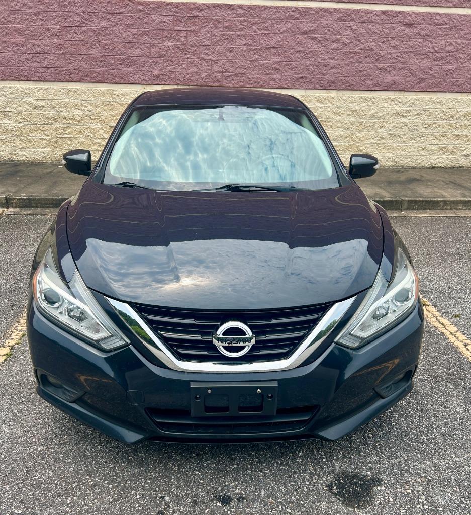 2017 Nissan Altima - $6,900