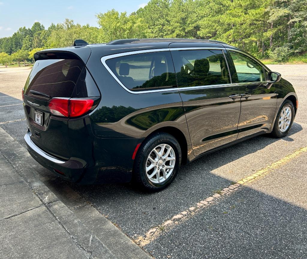 2020 Chrysler Voyager