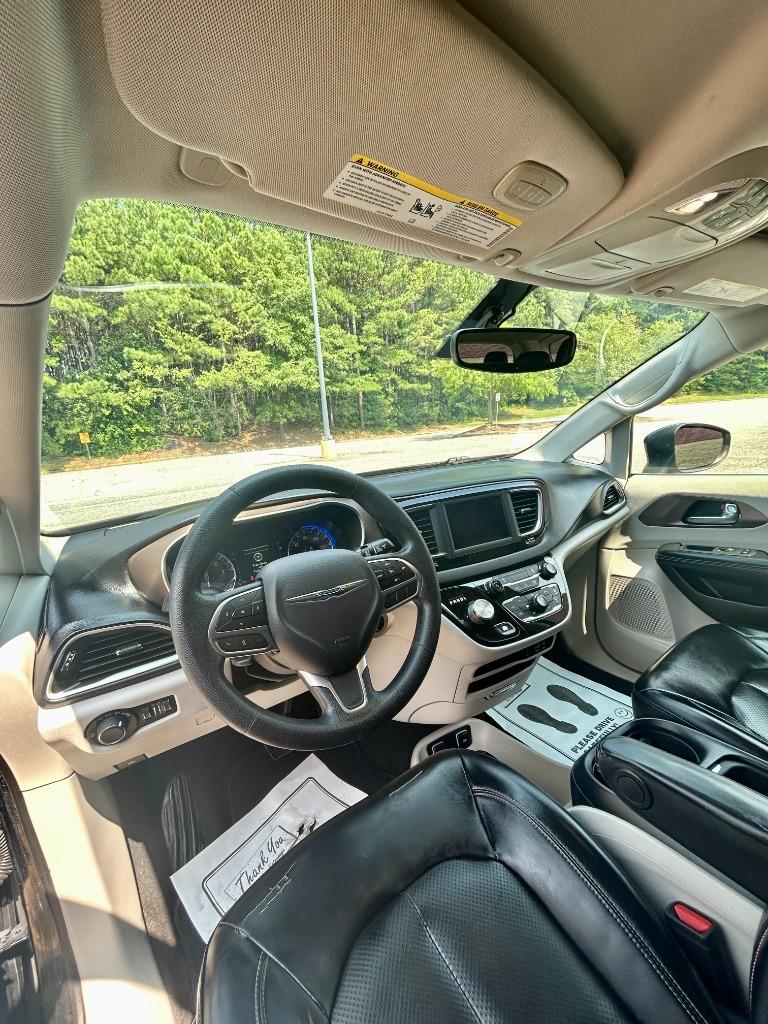 2020 Chrysler Voyager