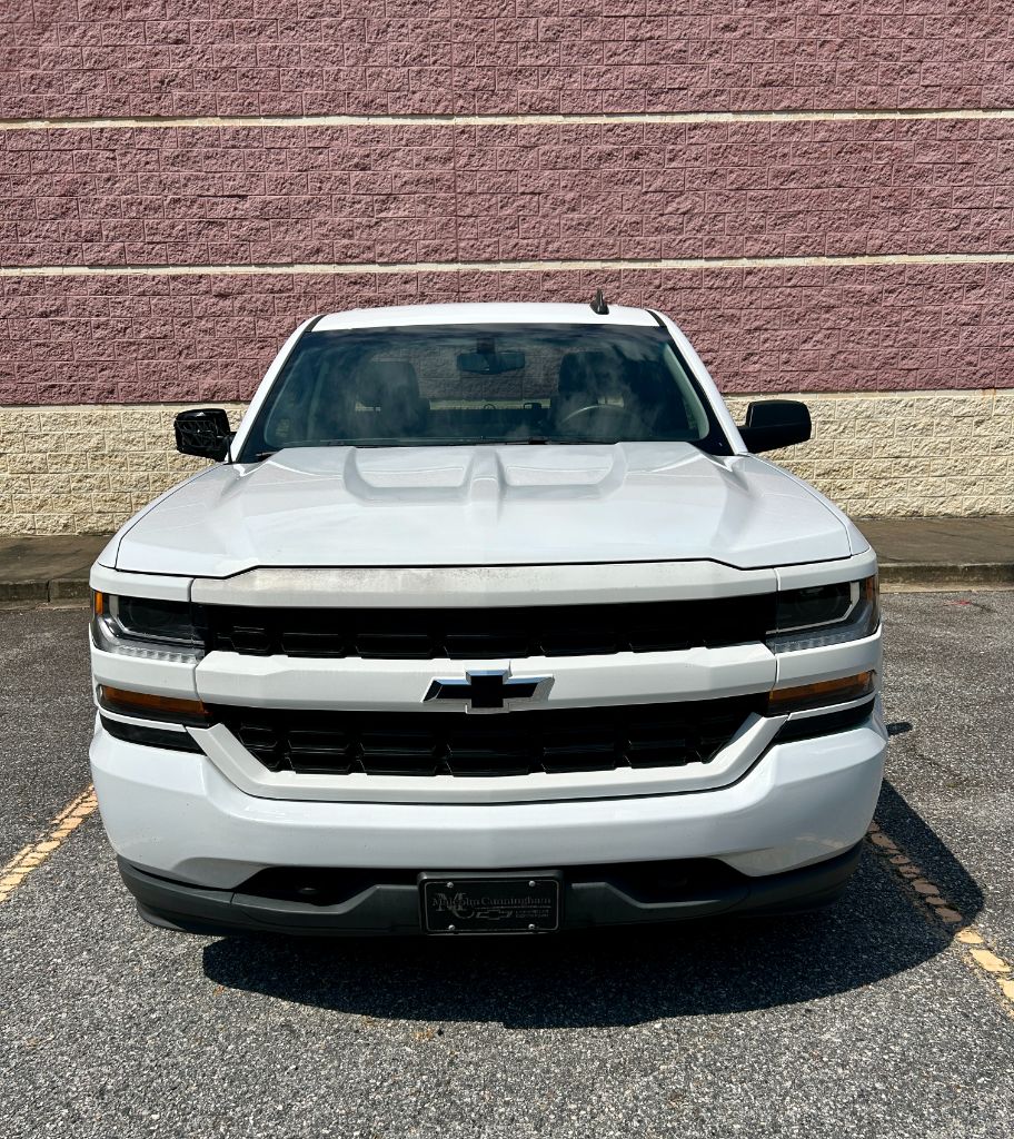 2018 Chevrolet Silverado - $14,500
