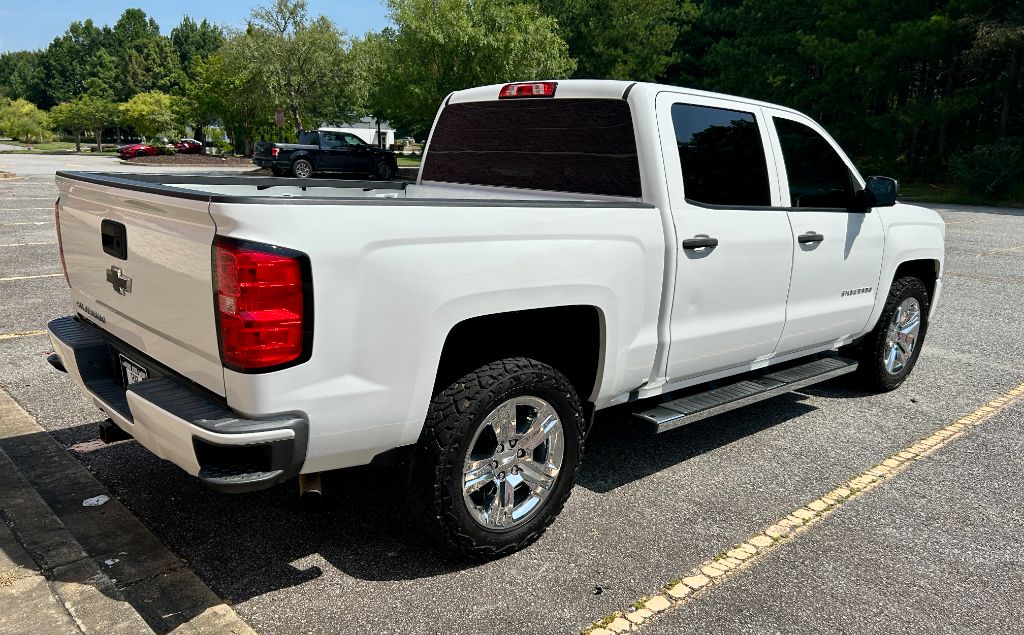 2018 Chevrolet Silverado - $14,500