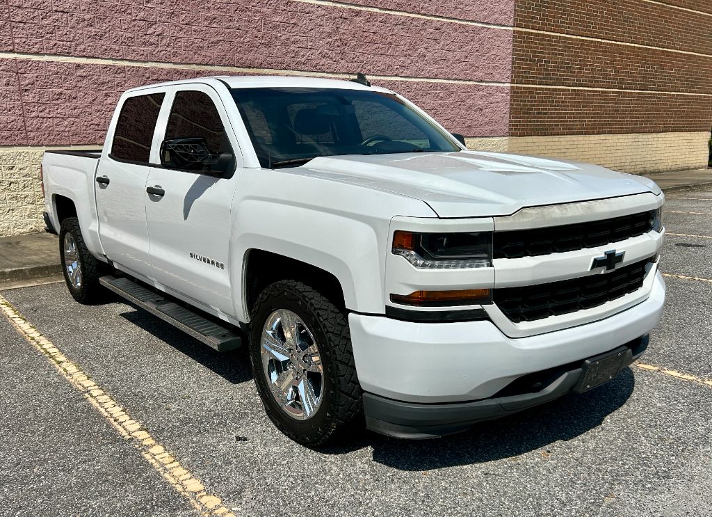 2018 Chevrolet Silverado - $14,500