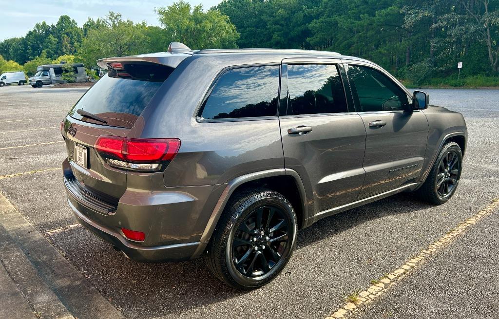 2019 Jeep Cherokee - $10,900