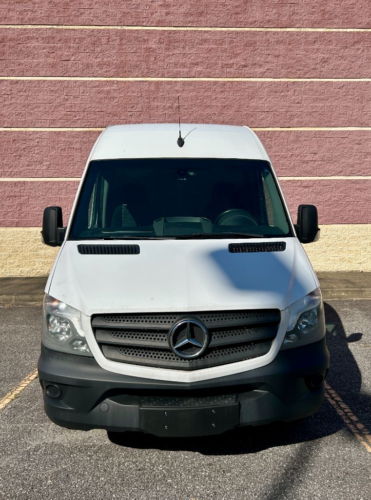 2017 Mercedes-Benz Sprinter - $10,900
