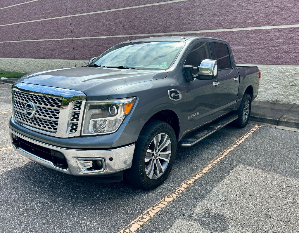 2017 Nissan Titan
