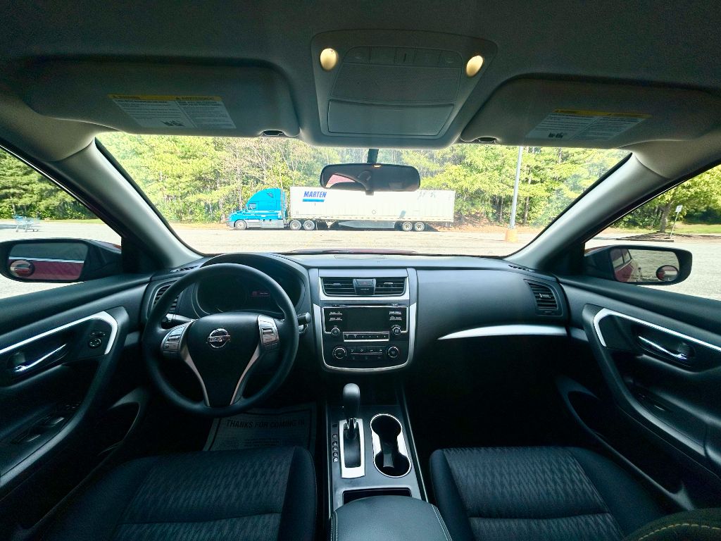 2017 Nissan Altima - $6,900