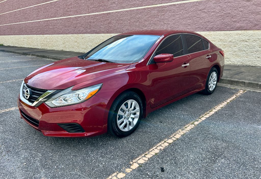 2017 Nissan Altima - $6,900