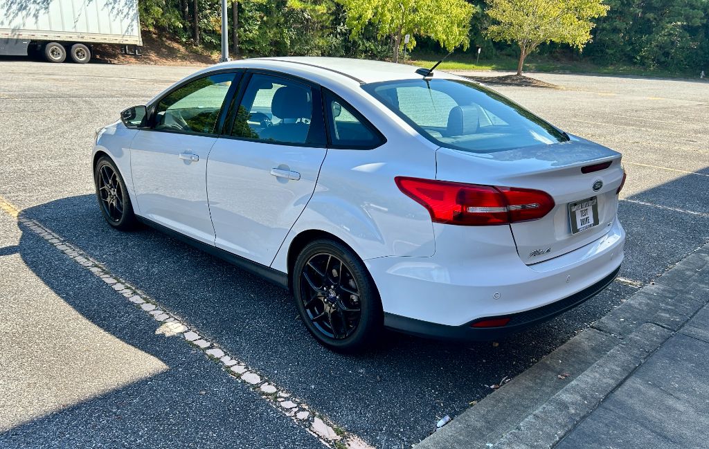 2016 Ford Focus - $4,900