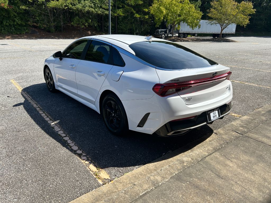 2021 Kia K5 - $8,900