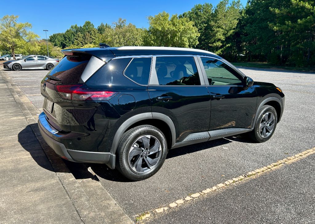2025 Nissan Rogue - $13,900