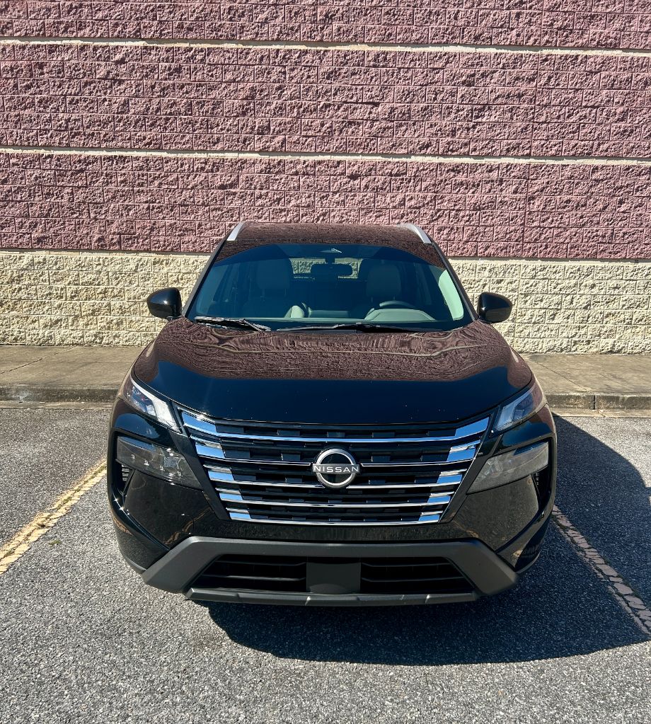 2025 Nissan Rogue - $13,900