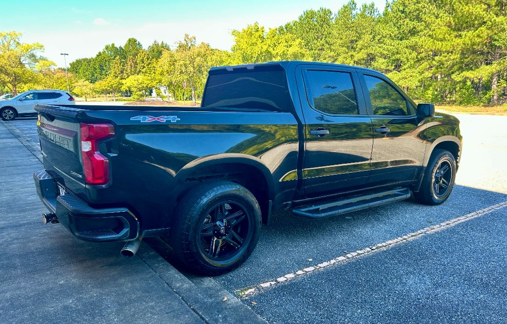 2020 Chevrolet Silverado - $13,900