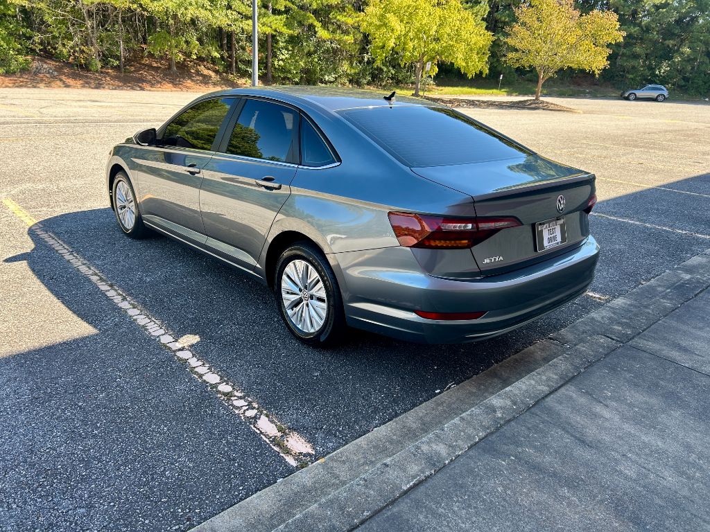 2019 Volkswagen Jetta - $7,900