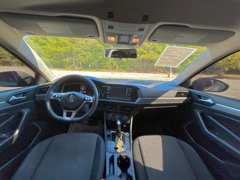 2019 Volkswagen Jetta - $7,900