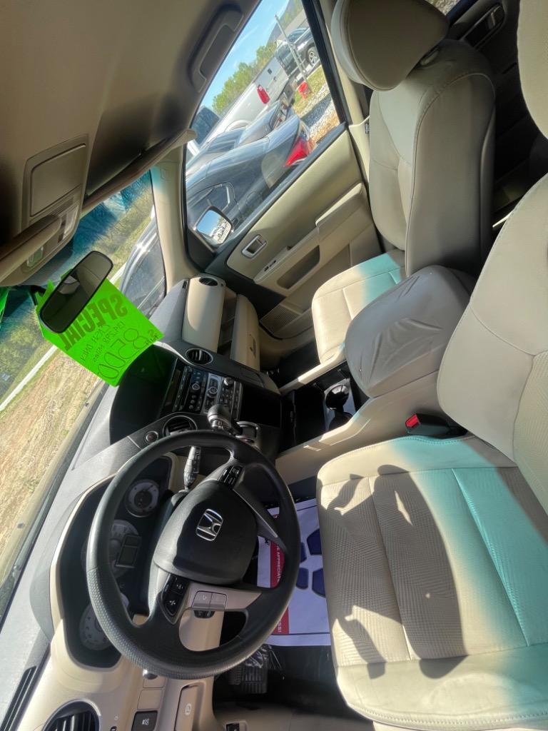 2014 Honda Pilot - $8,500