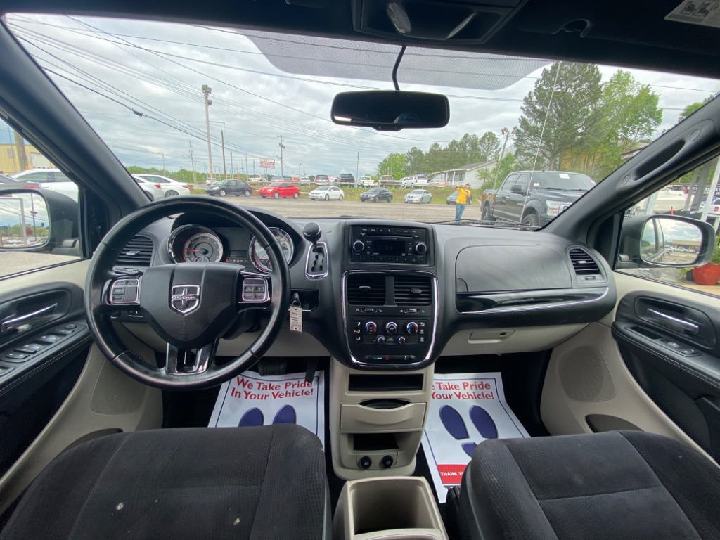 2014 Dodge Grand Caravan - $10,655