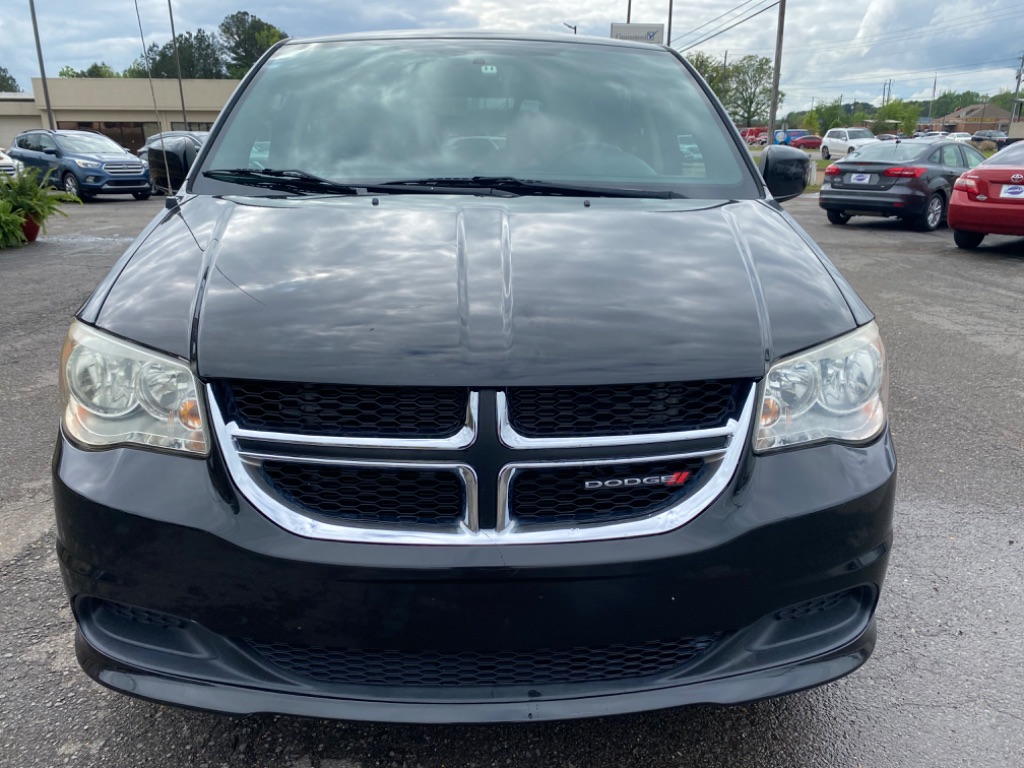 2014 Dodge Grand Caravan - $10,655