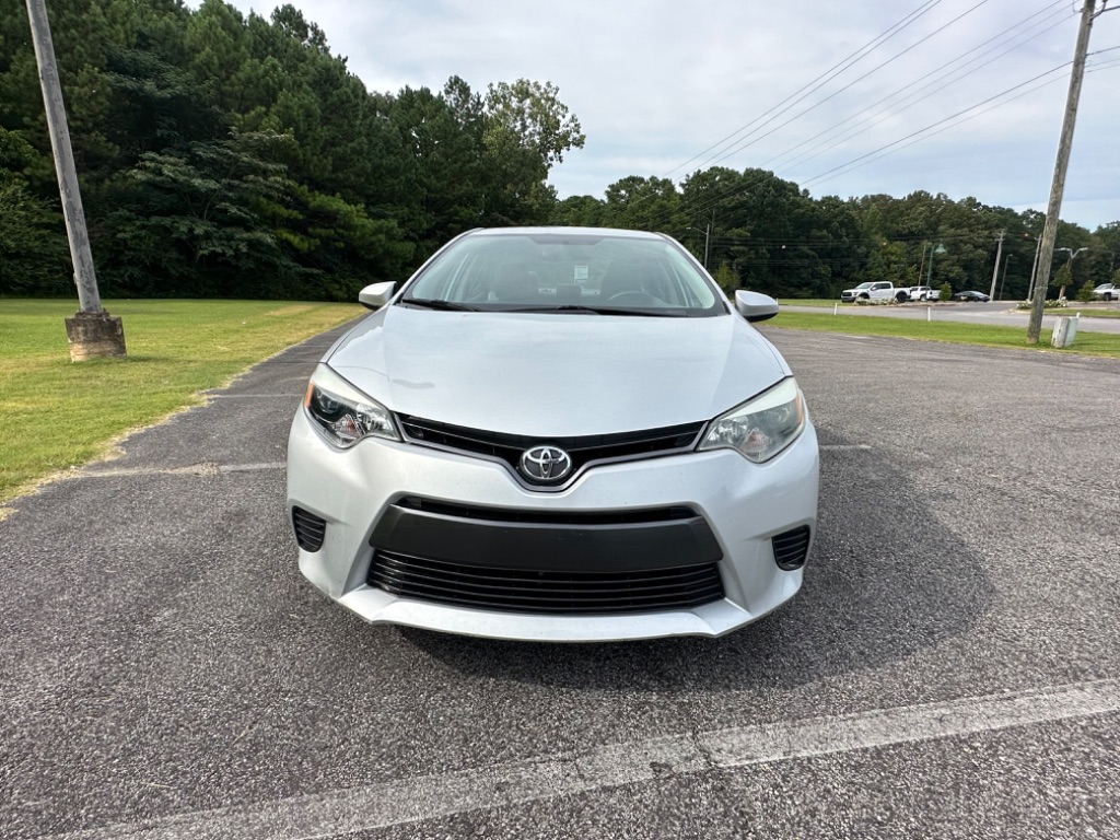2015 Toyota Corolla LE photo