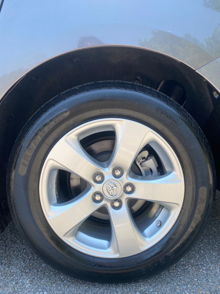 2016 Toyota Sienna - $17,844