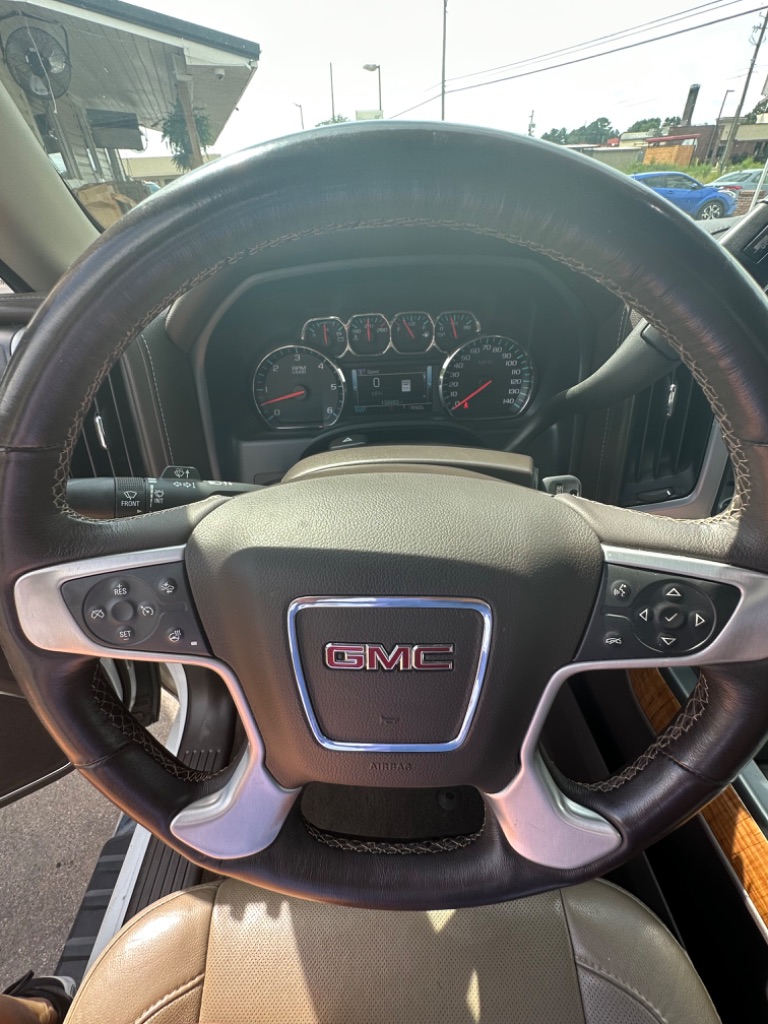 2018 GMC Sierra - $32,988